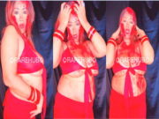 Sexy Desi Model SHows Boobs