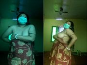 Sexy Boudi Shows her Big Ass and Pussy