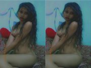 Sexy Girl Shows Her Boobs